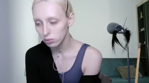 sora999999999 online show from March 15, 3:48 pm