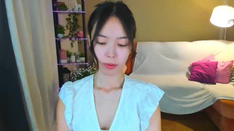 soulharmoonyy online show from October 20, 1:27 pm