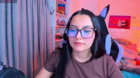 Lili online show from November 18, 4:04 am