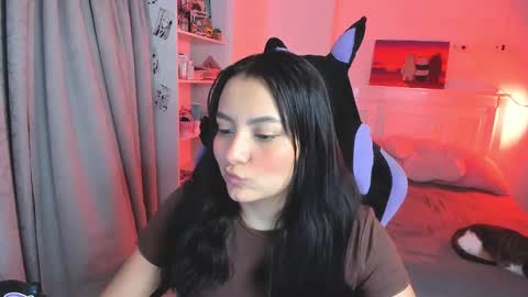 Lili online show from October 2, 12:42 am