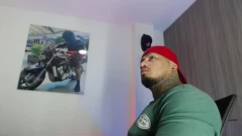 soy_apolo online show from September 30, 5:34 pm