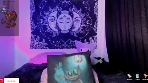 LUISA  online show from February 24, 9:20 pm