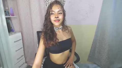 Miauhg online show from November 1, 5:50 am