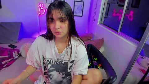 Nicki OF  online show from December 30, 2:20 am