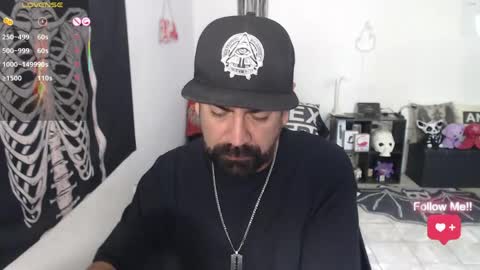 El Carlitos online show from May 3, 5:41 pm