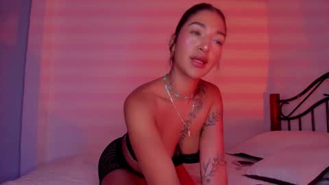 VANESSA  online show from March 11, 10:40 am