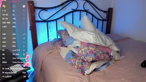 VANESSA  online show from February 2, 6:25 am