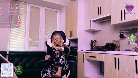 space danger online show from October 16, 5:07 am