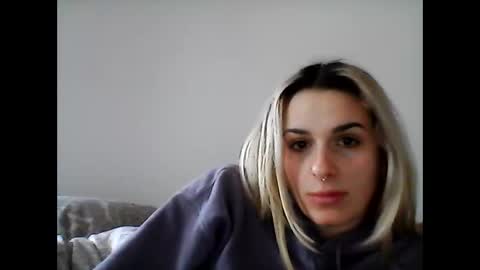 Spacegirl online show from January 8, 12:26 pm