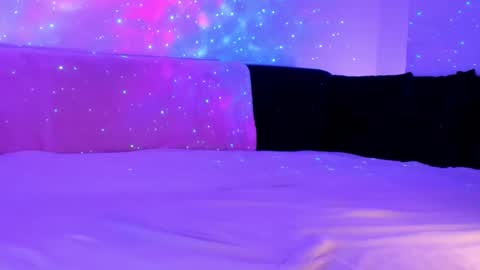 Anya AnYuh online show from October 27, 10:10 pm