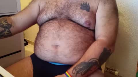 Snapshot of spain_bear chatting on October 12, 2:48 am spain_bear online show from October 12, 2:48 am