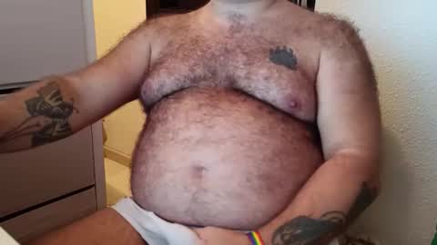 Snapshot of spain_bear chatting on October 9, 7:30 pm spain_bear online show from October 9, 7:30 pm