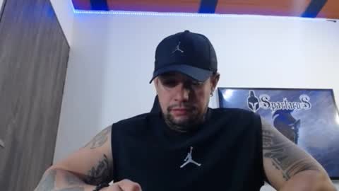     online show from October 1, 6:12 am