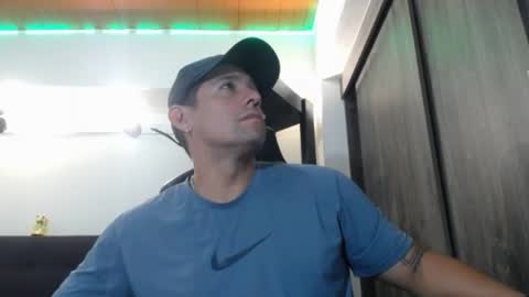     online show from March 31, 5:30 am