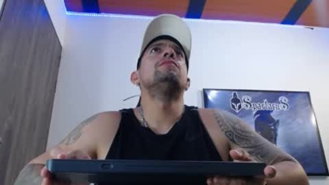     online show from September 24, 6:09 am