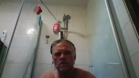 DutchDude online show from June 26, 6:52 am