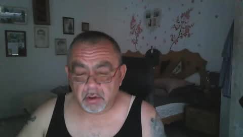 Snapshot of spektor1389 chatting on February 14, 5:30 am spektor1389 online show from February 14, 5:30 am