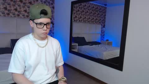 spencerm_ online show from October 20, 9:20 pm