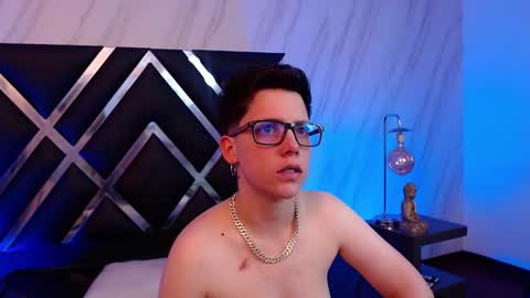 spencerm_ online show from January 8, 8:47 pm