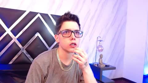 spencerm_ online show from January 12, 7:32 pm