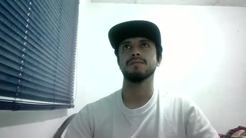 sperm_donor94 online show from October 4, 5:00 pm