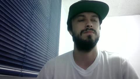 sperm_donor94 online show from February 21, 10:37 pm