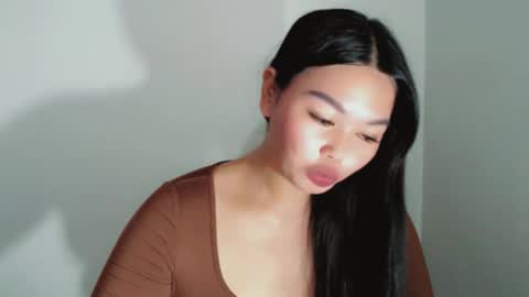 spicy_lexii online show from April 18, 8:38 am