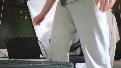 Marco. When Im offline you can view premium content in bio online show from October 15, 1:34 pm