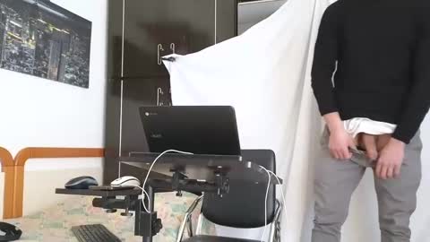 Marco. When Im offline you can view premium content in bio online show from February 28, 3:04 pm