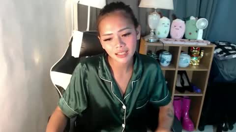 Snapshot of spoileme_babexx chatting on January 22, 6:52 am CALL ME RAINE online show from January 22, 6:52 am