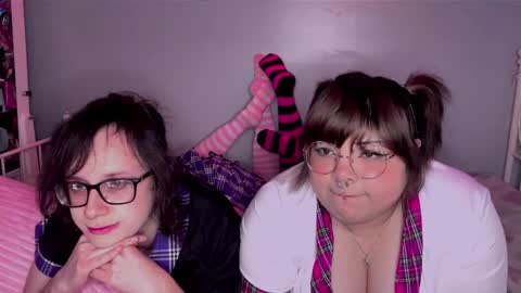 Spooky 3 online show from March 6, 4:19 am