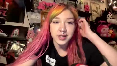 Pixie online show from May 21, 3:29 pm