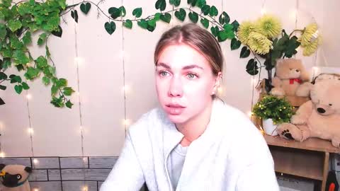 Karina online show from November 28, 8:21 am