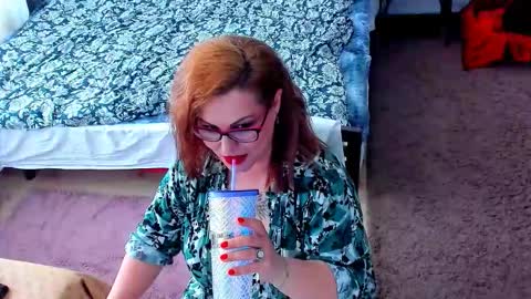 Kim online show from February 3, 12:09 pm