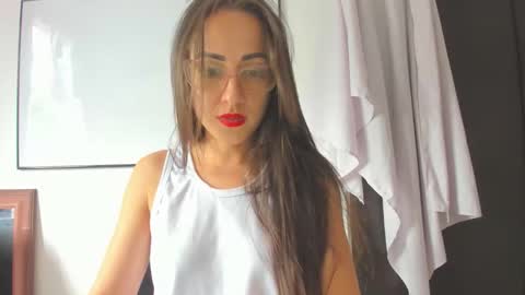 Tati online show from February 23, 4:53 pm