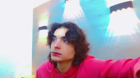 ethan online show from October 1, 1:43 pm