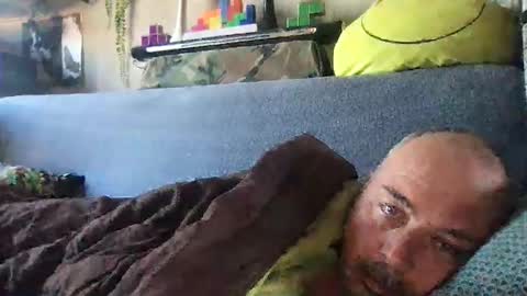 srekos38 online show from October 8, 9:04 am