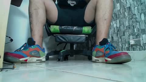 Snapshot of srfindomfeet_ chatting on February 2, 10:39 pm sr master cum its my old account online show from February 2, 10:39 pm