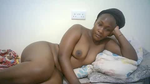 stacey0125 online show from January 25, 7:06 am