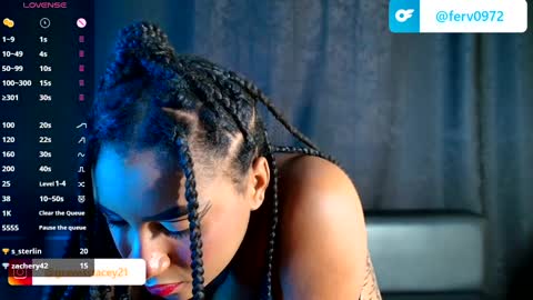 Snapshot of staceygraves_ chatting on December 4, 5:27 pm online show from December 4, 5:27 pm