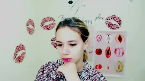 Stacy online show from December 9, 7:28 am