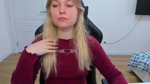 Stacy  online show from February 7, 9:58 am