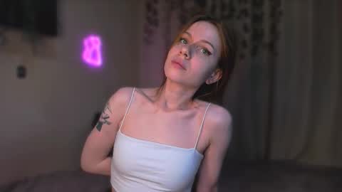 stacyloveforu online show from October 8, 10:32 am