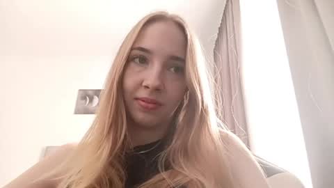 Mila online show from March 1, 8:07 am