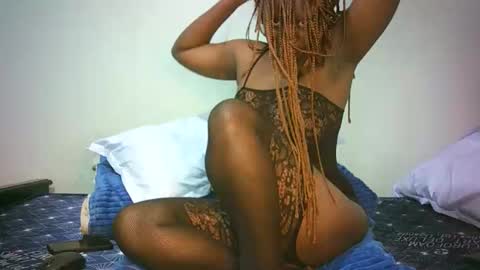 Stacysweet chocolate online show from February 21, 9:56 am