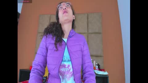 Estrella online show from March 10, 12:06 pm