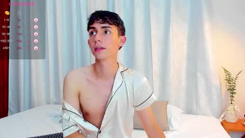 Ethan online show from January 17, 12:25 pm