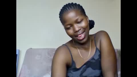 staria_luxe online show from September 23, 6:36 pm