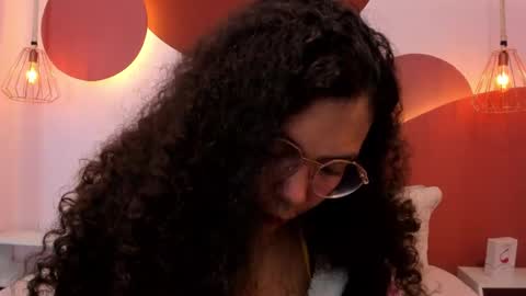 Stark Jones online show from September 15, 3:02 pm