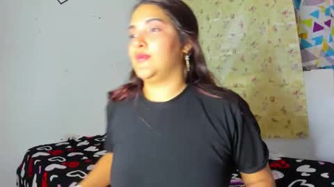 estrella online show from February 12, 9:01 pm